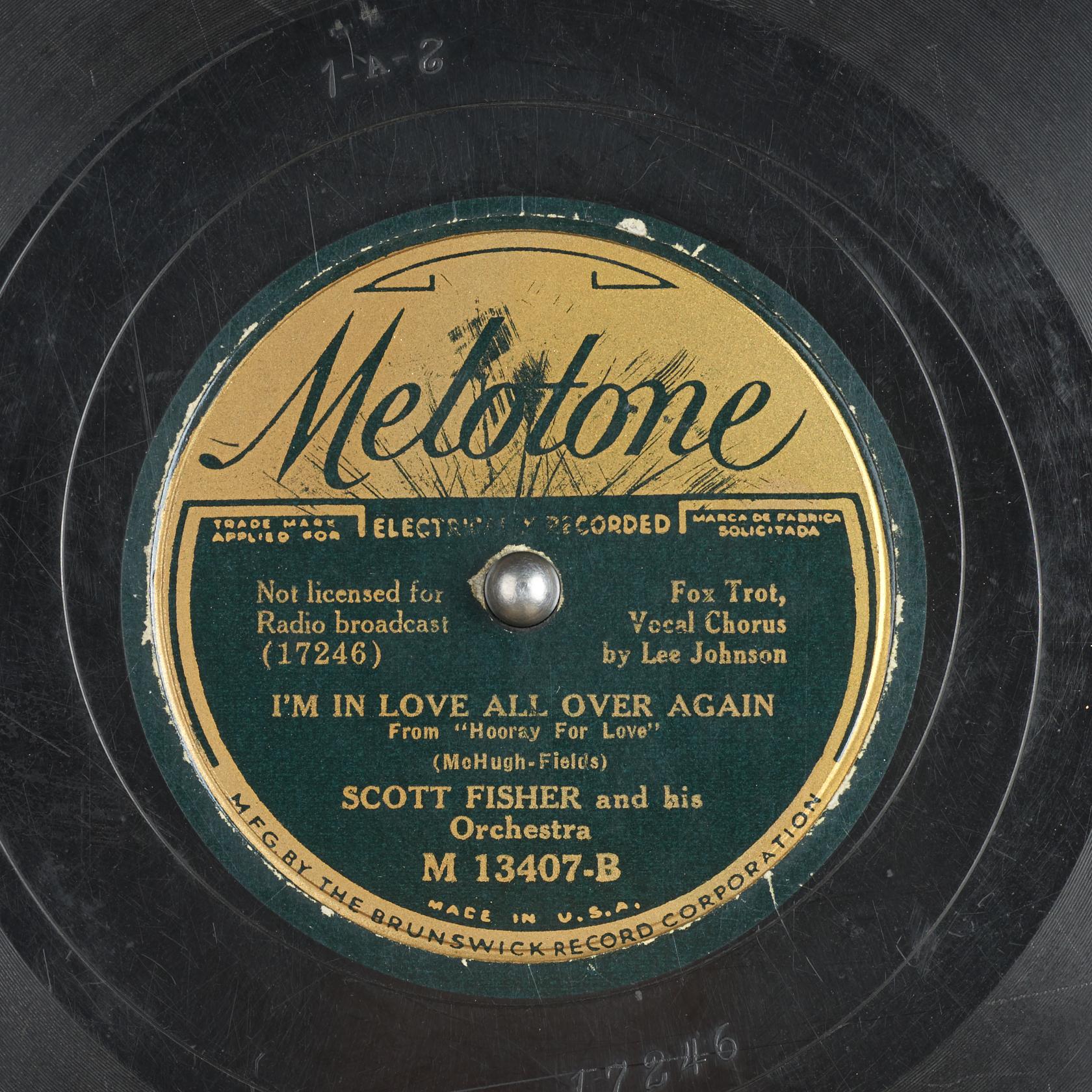 I'm In Love All Over Again - Scott Fisher And His Orchestra